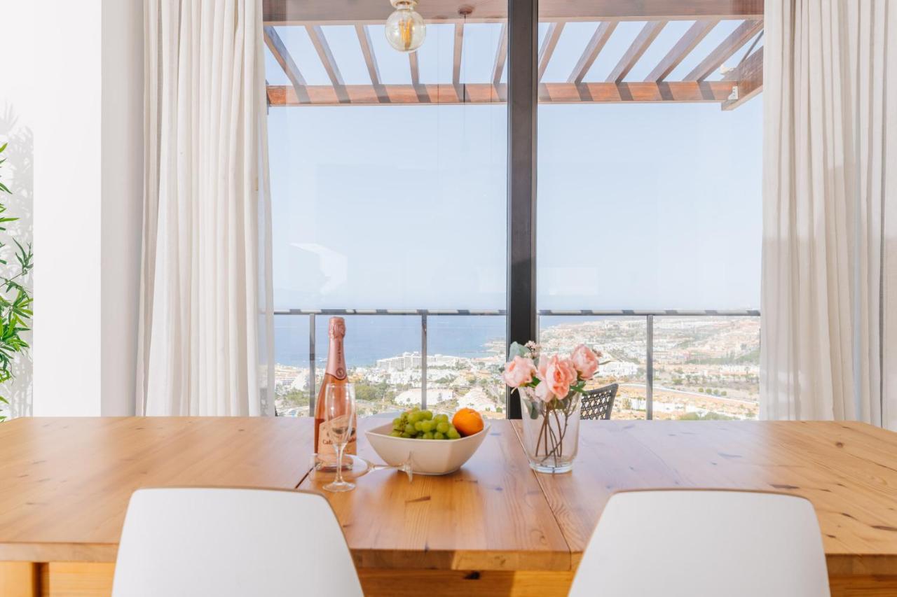 Sunset White Villa - Ocean View, Jakuzzi, Heated Pool, Air-Conditioning, Grill Playa de las Americas  Luaran gambar