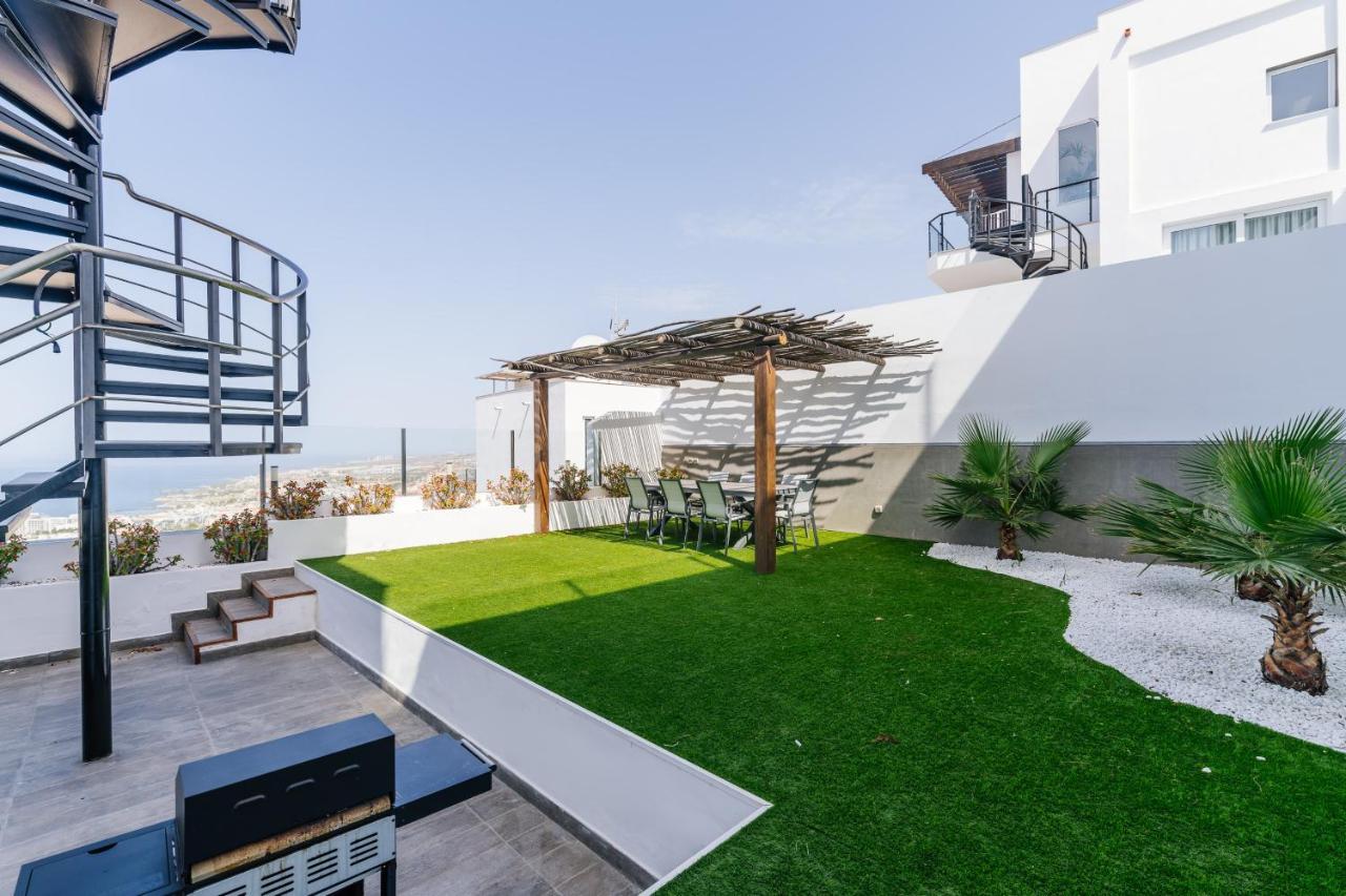 Sunset White Villa - Ocean View, Jakuzzi, Heated Pool, Air-Conditioning, Grill Playa de las Americas  Luaran gambar