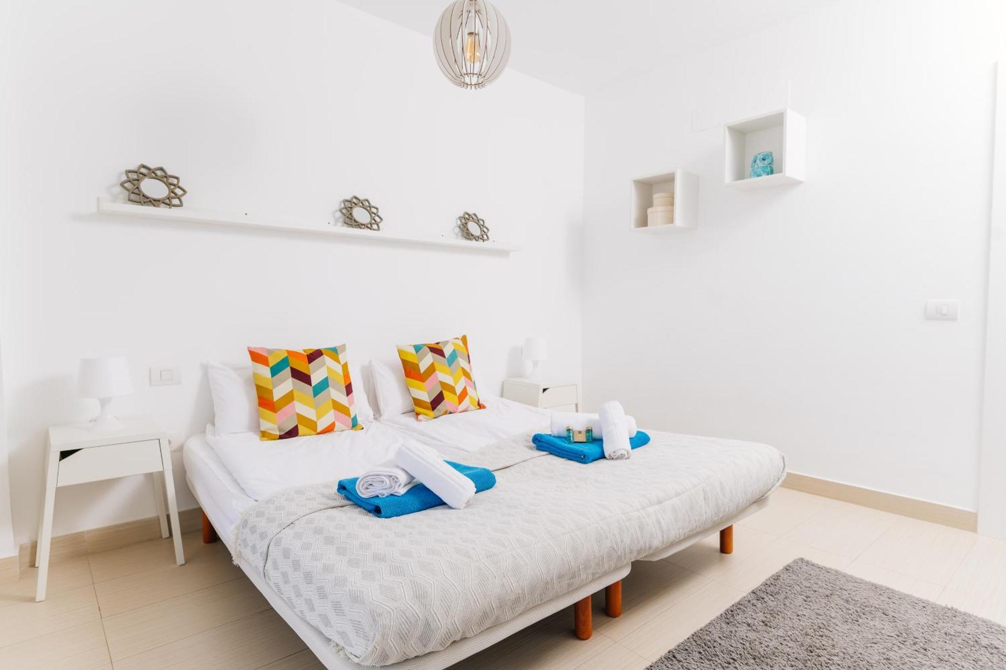 Sunset White Villa - Ocean View, Jakuzzi, Heated Pool, Air-Conditioning, Grill Playa de las Americas  Luaran gambar