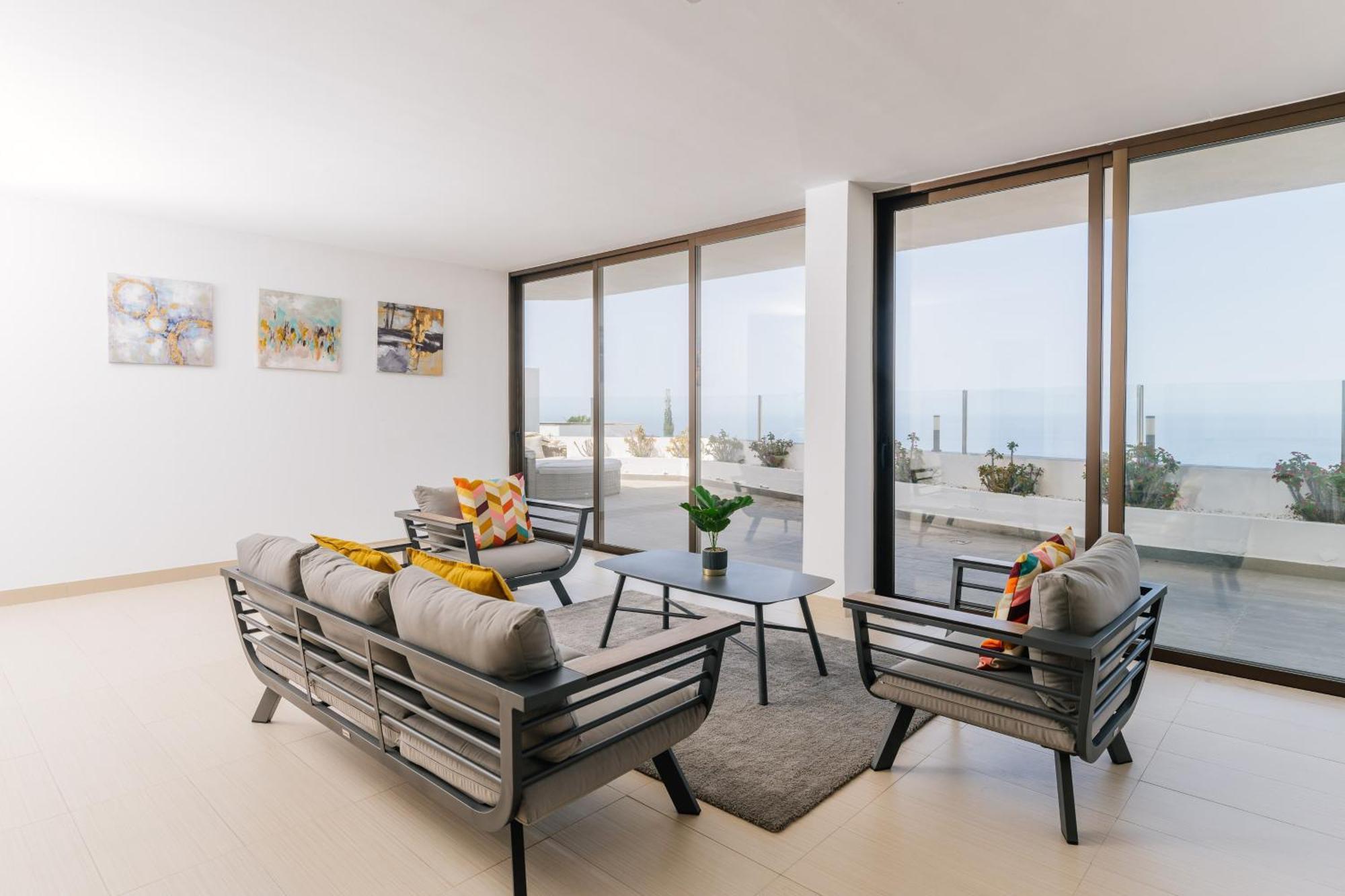 Sunset White Villa - Ocean View, Jakuzzi, Heated Pool, Air-Conditioning, Grill Playa de las Americas  Luaran gambar